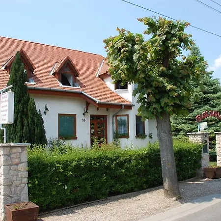 בית הארחה Emil Porta Balatongyörök