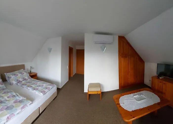 בית הארחה Emil Porta Balatongyörök