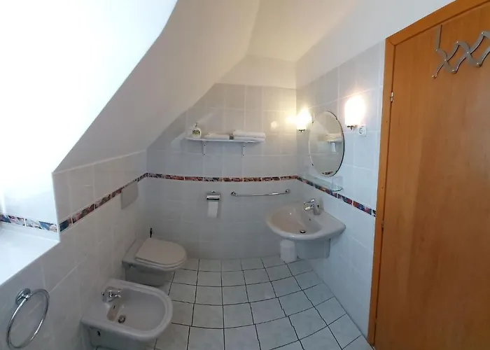 Emil Porta בית הארחה